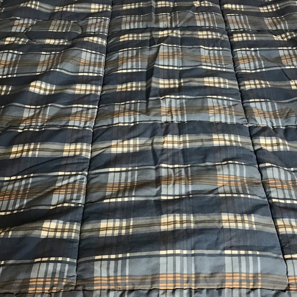 Lambs and Ivy Champ Sports Dogs Bow Wow Collection Crib Comforter and Ruffle - Picture 5 of 16